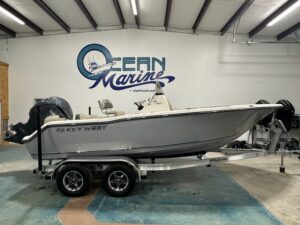 2025 20' KEY WEST 203FS