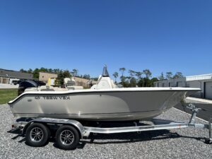 2025 20' KEY WEST 203FS