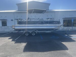 2025 21' TAHOE SPT RF21T