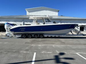 2020 39' EVERGLADES 395CC
