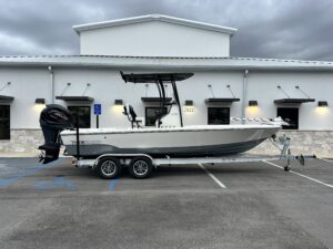 2026 22' Pathfinder 2200TRS