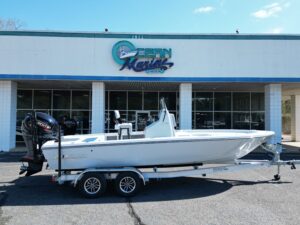 2026 22' Pathfinder 2200TRS