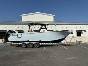 2026 30' TIDEWATER 302CC