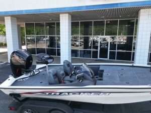 2024 19' TRACKER PRO TEAM 195 TXW