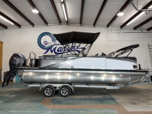 2025 23' AVALON LSZ QL23T DX