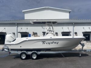 2026 22' BAYLINER TROPHY 22CC